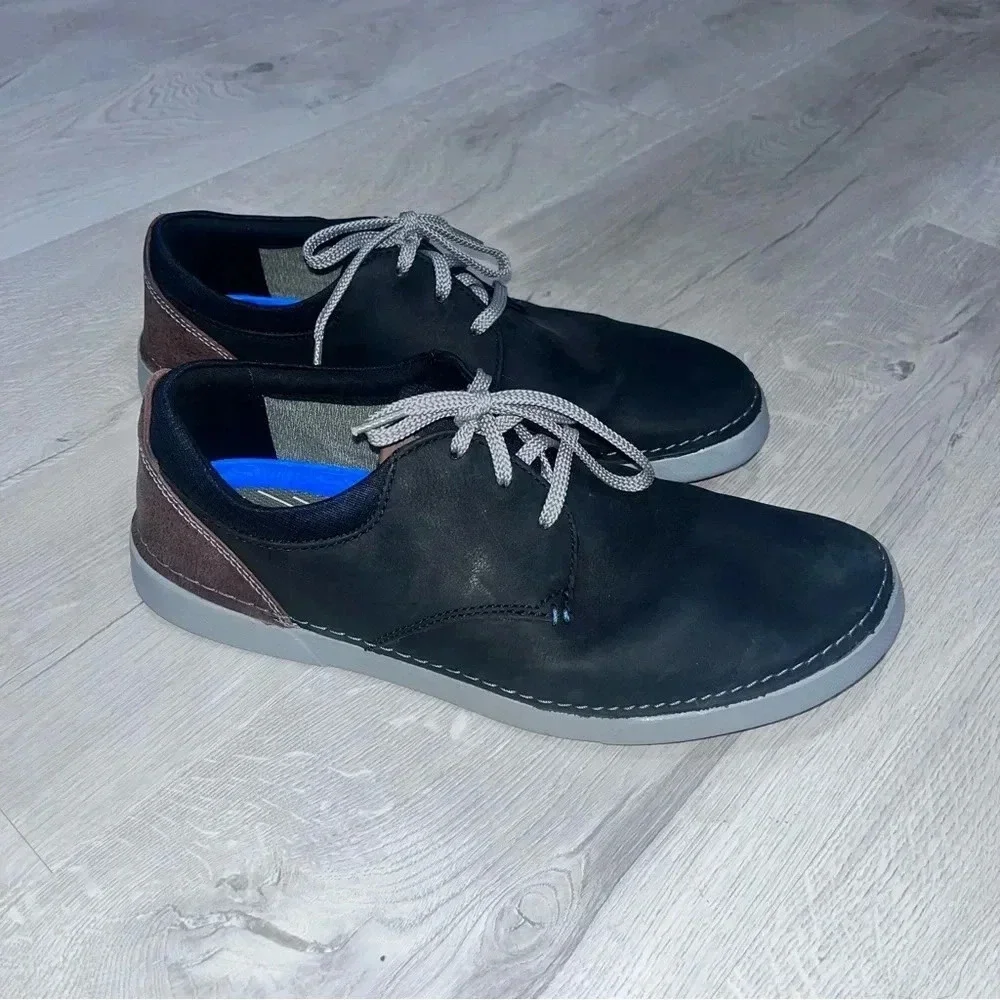 Clarks Greeks sneakers - sz 12 black gray and brown for logo